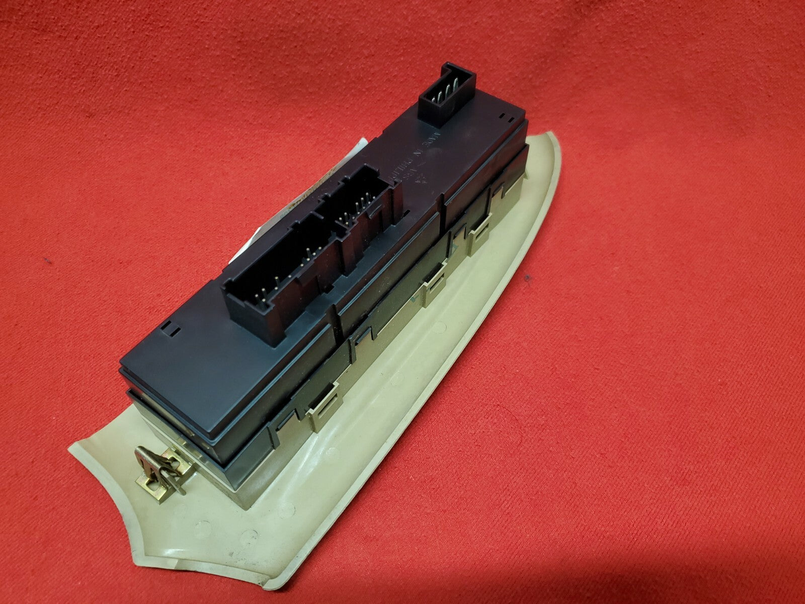2005 2003 2004 2005 Chevrolet Chevy Trailblazer RIGHT FRONT Window Switch