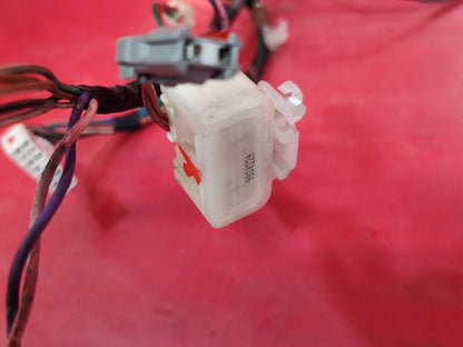 1997-1999 Lexus ES300 FRONT LEFT DRIVER Door Wiring Harness 82152-33700 