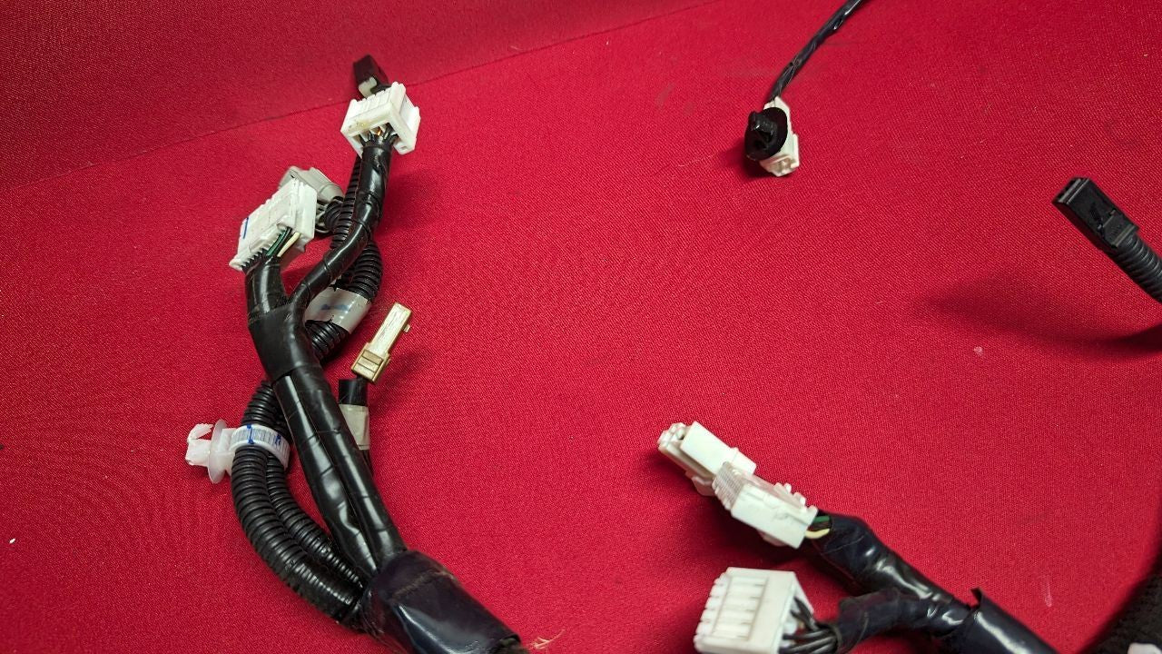 2011-2013 Infiniti QX56 Liftgate Hatch Wiring Harness POWER Operated Gate