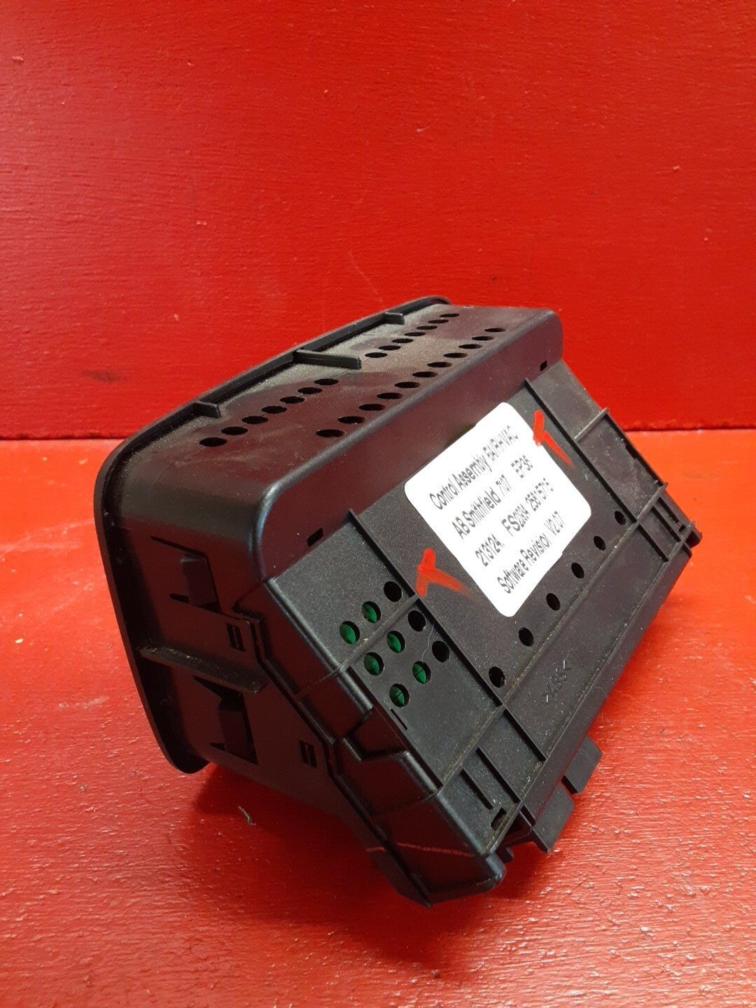 2002-2009 GM Multi Vehicle Rear Radio HVAC Climate Control 25815715