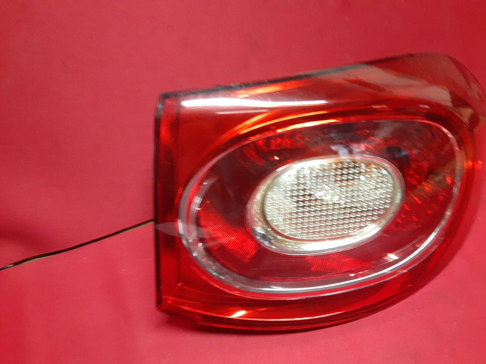 2009 - 2011 VW Volkswagen Tiguan RIGHT PASSENGER Quarter Mounted Tail Light Lamp