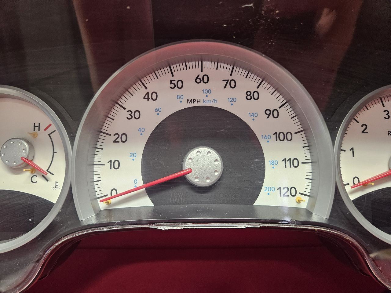 2004 Dodge Durango A/T Speedometer Instrument Cluster 120 MPH