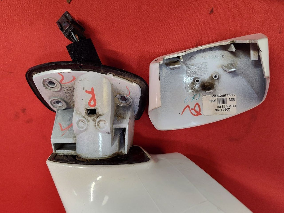 2012-2015 Chevy Captiva 08-10 Saturn Vue RIGHT PASSENGER Door Mirror Heated