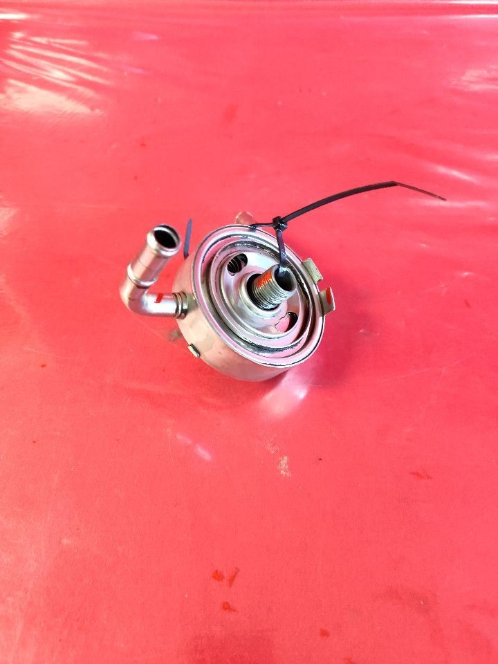 2013 Infiniti JX35 / 2010-2018 Nissan 3.5L V6 Engine Oil Cooler Assembly 