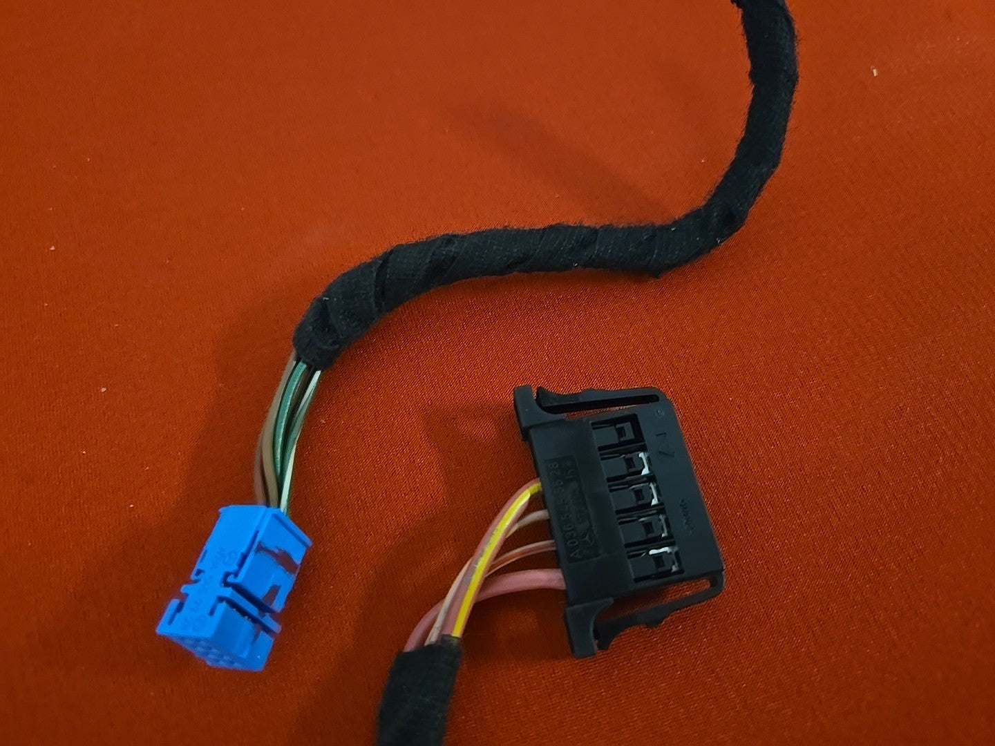 2005-2011 Mercedes SLK CLS E-Class Ignition Switch Lock Cylinder - PIGTAIL WIRES
