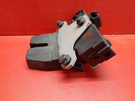 2005 - 2011 Volvo V50 Tailgate Trunk Lid Boot Lock Latch Actuator