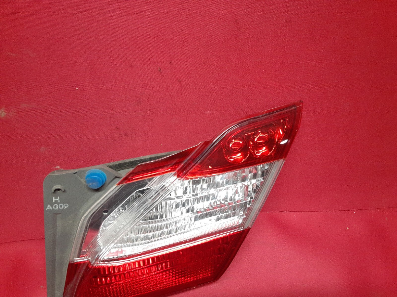 2011 - 2014 Infiniti RIGHT PASSENGER Trunk Tail Light Back Up Lamp 26540-1ME5A