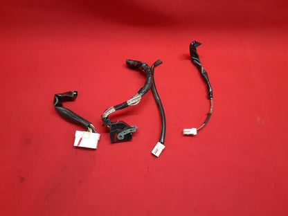 2005-2012 Nissan Xterra Center Radio Trim Climate Control PIGTAILS 68260-EA102