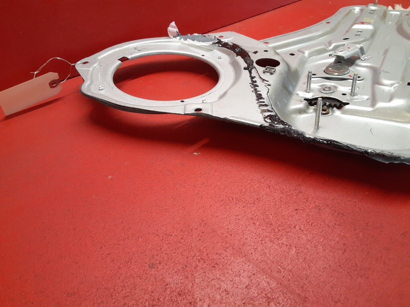 2010 2011 Kia Soul REAR LEFT DRIVER SIDE Window Regulator Assembly 834012K000
