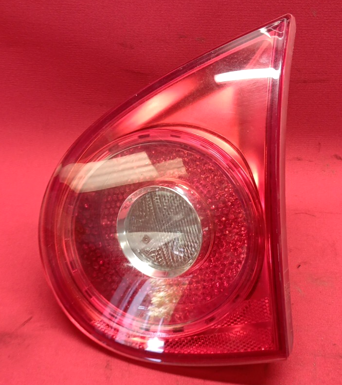 2006-2009 Volkswagen GTI Rabbit Right Inner Taillight Assembly 1K6-945-094-E