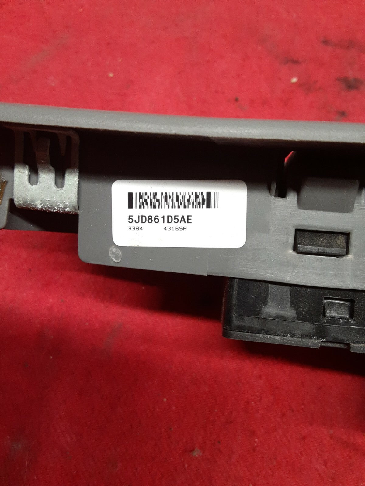 2004 2005 2006 Dodge Durango RIGHT PASSENGER Window Lock Switch Bezel Slate Gray