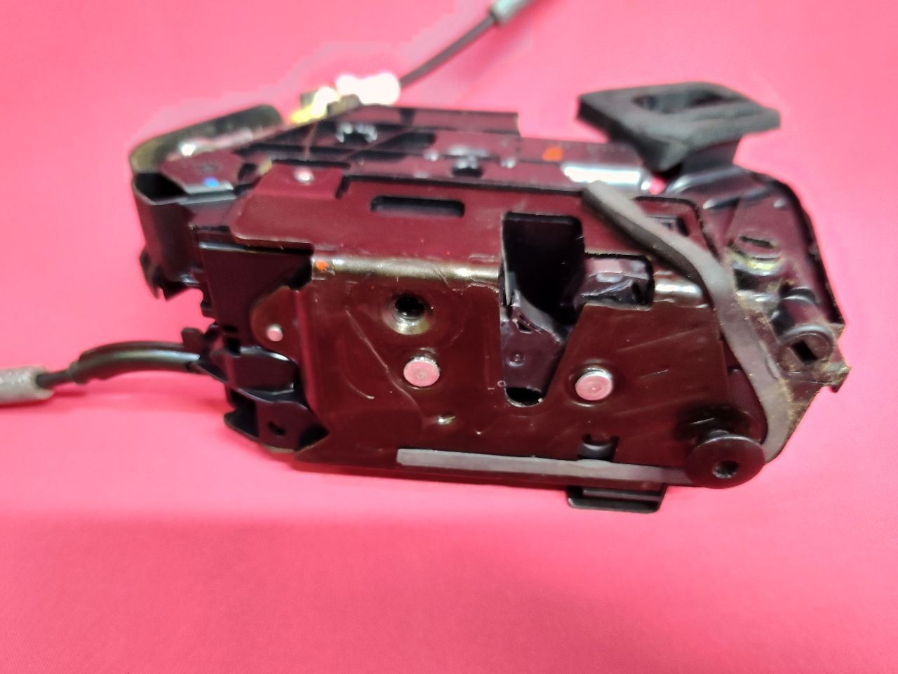 2019-2024 VW Volkswagen REAR RIGHT PASSENGER Door Latch Lock Actuator w/ Base