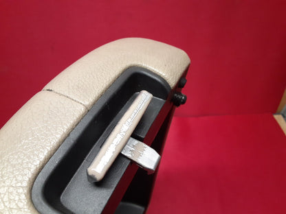 2011 - 2013 Kia Sorento Center Console Arm Rest Lid Beige Tan Vinyl 846602P000J7