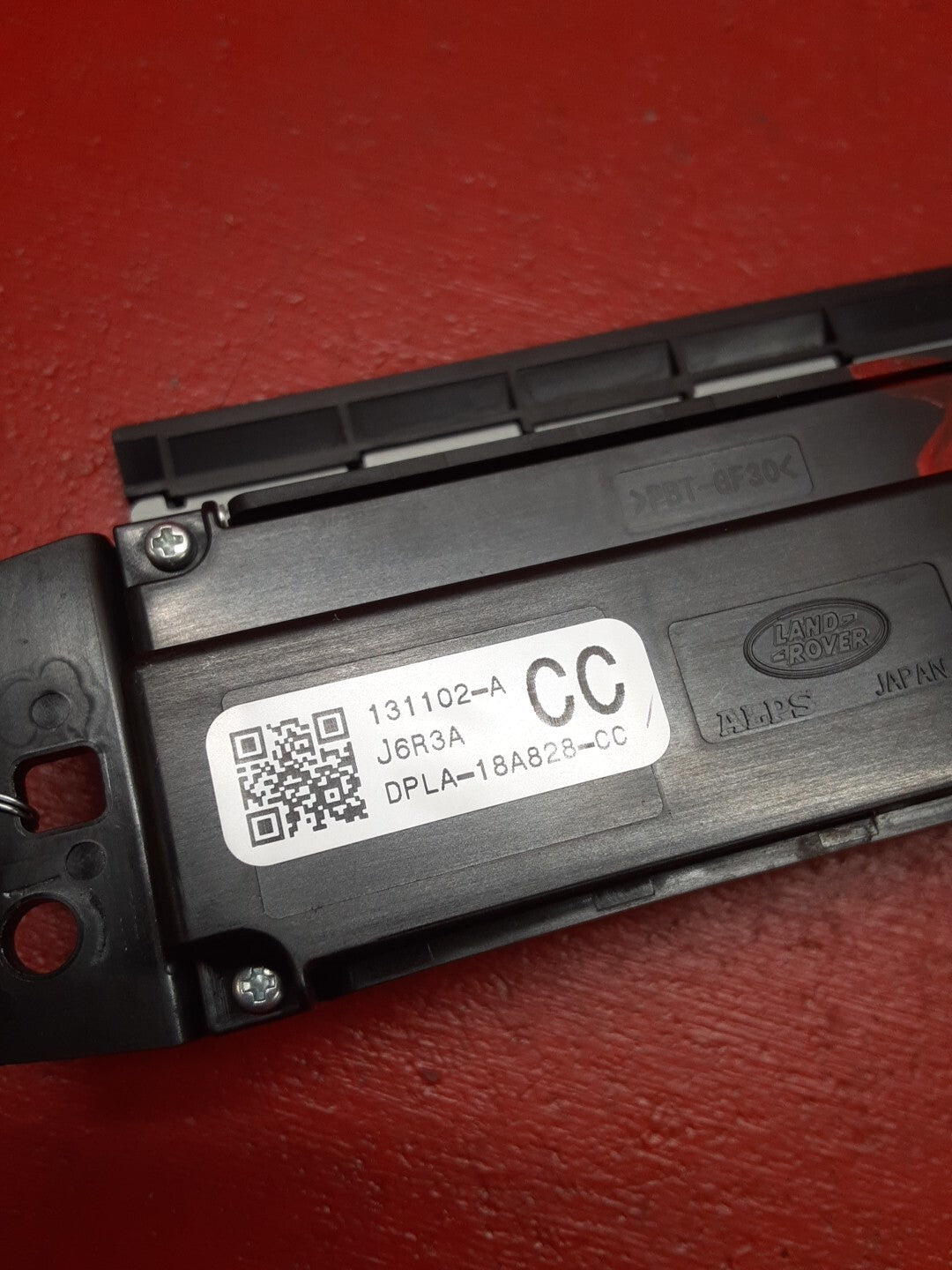 14 15 LR Range Rover Right Dash Center Screen Touch Camera Control Switch