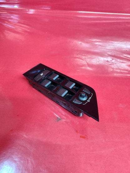 2015-2019 Land Rover Range Rover Evoque LEFT DRIVER Master Window Lock Swtich