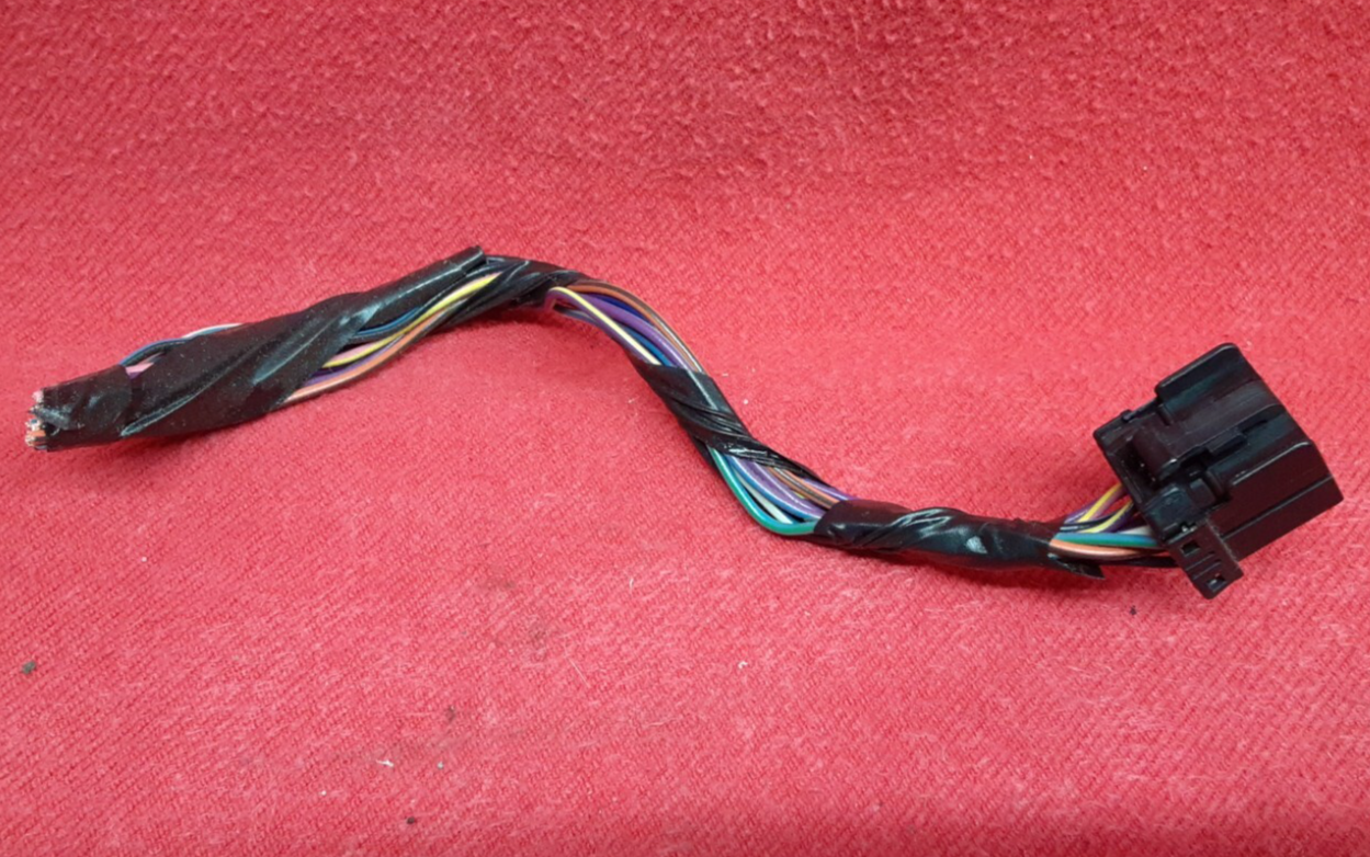 2006 2007 Jeep Grand Cherokee Laredo / Commander Information Switches - PIGTAIL