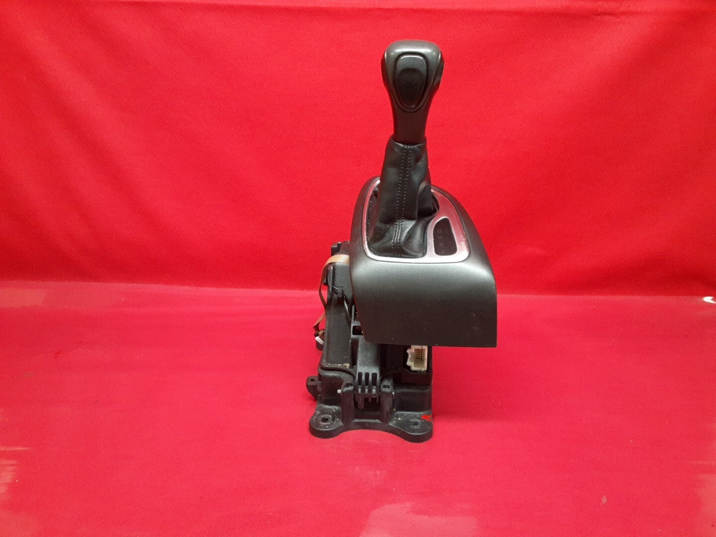 2013 Dodge Dart Automatic Transmission Floor Shifter Gear Selector W / Knob