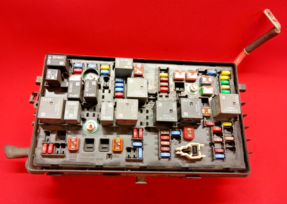 2011-2014 Chevrolet Cruze Front Compartment Fuse Block 95442176
