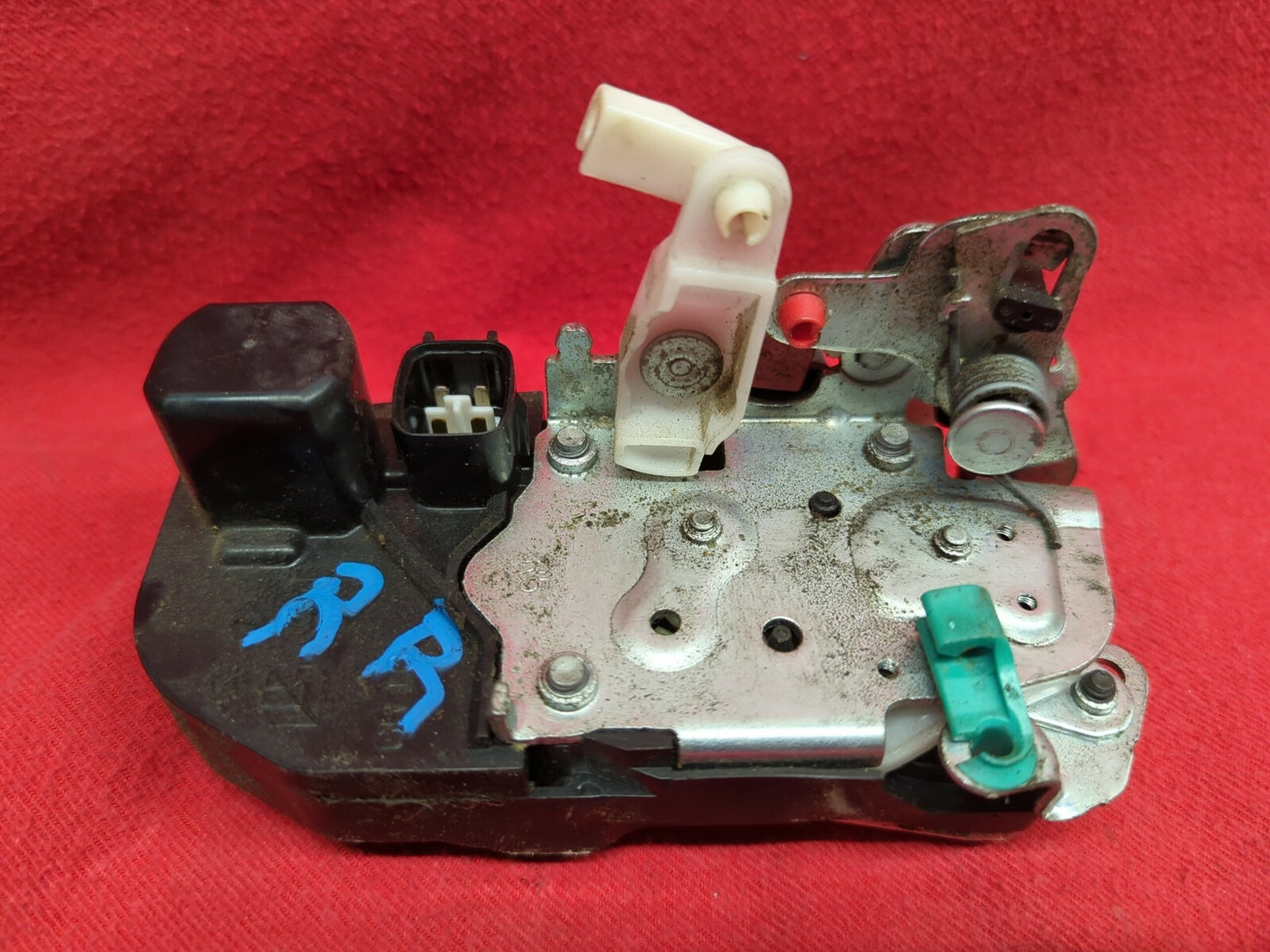 2006 2007 2008 2009 2010 Mopar Dodge Chrysler RIGHT REAR Door Latch Actuator