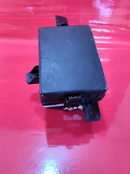 13-16 Hyundai Genesis Coupe 3.8L V6 Engine Compartment Fuse Box Junction Block
