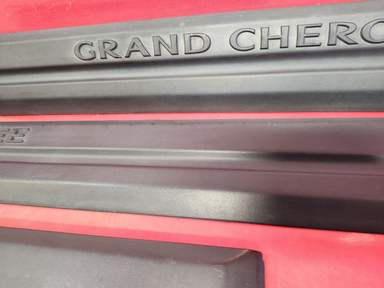 2005 2006 Jeep Grand Cherokee Exterior Door Molding Trim Strips Black FULL SET