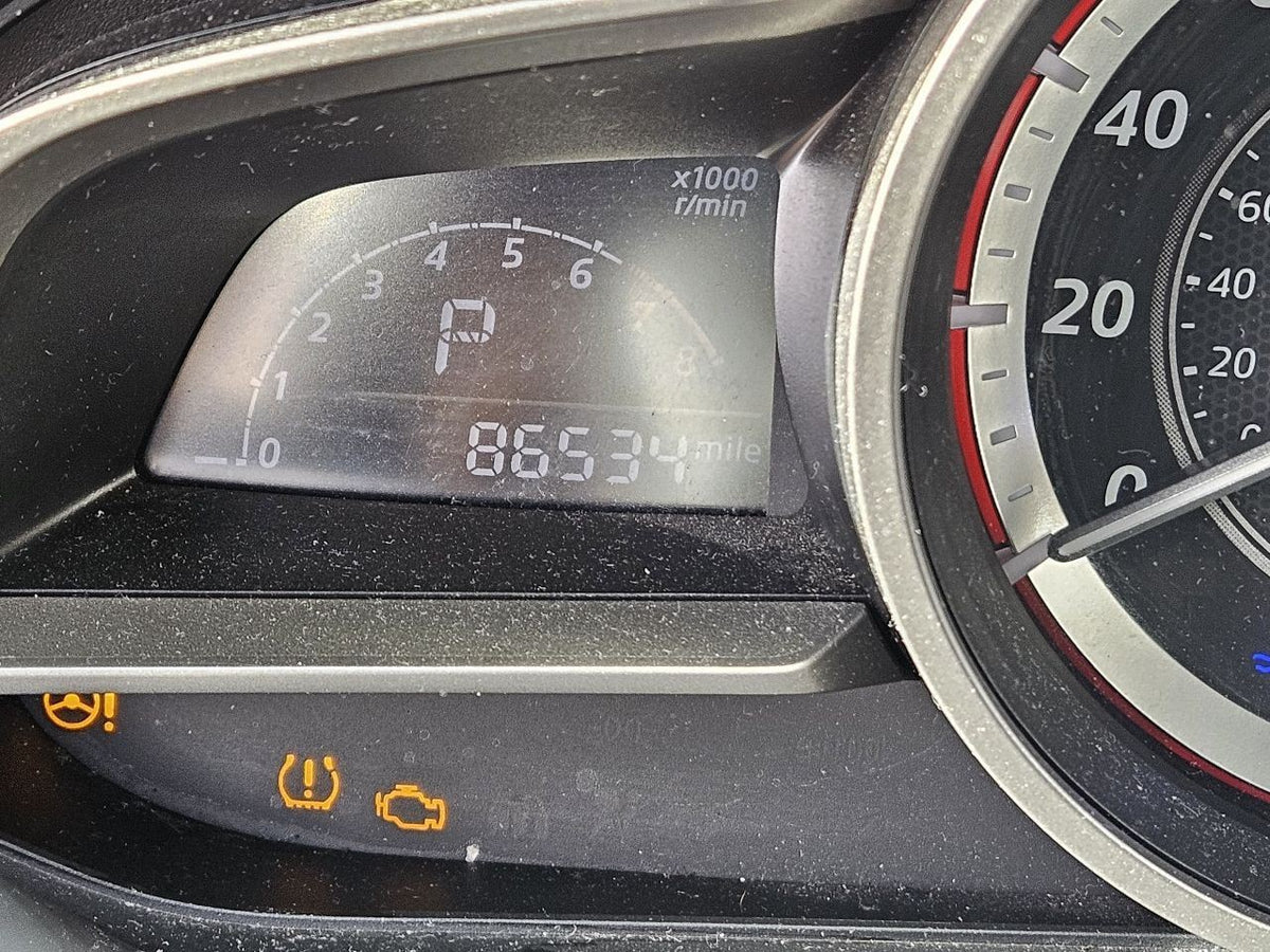 2014-2016 Mazda 3 JAPAN BUILT A/T 2.0L Speedometer Cluster WITH Tachometer
