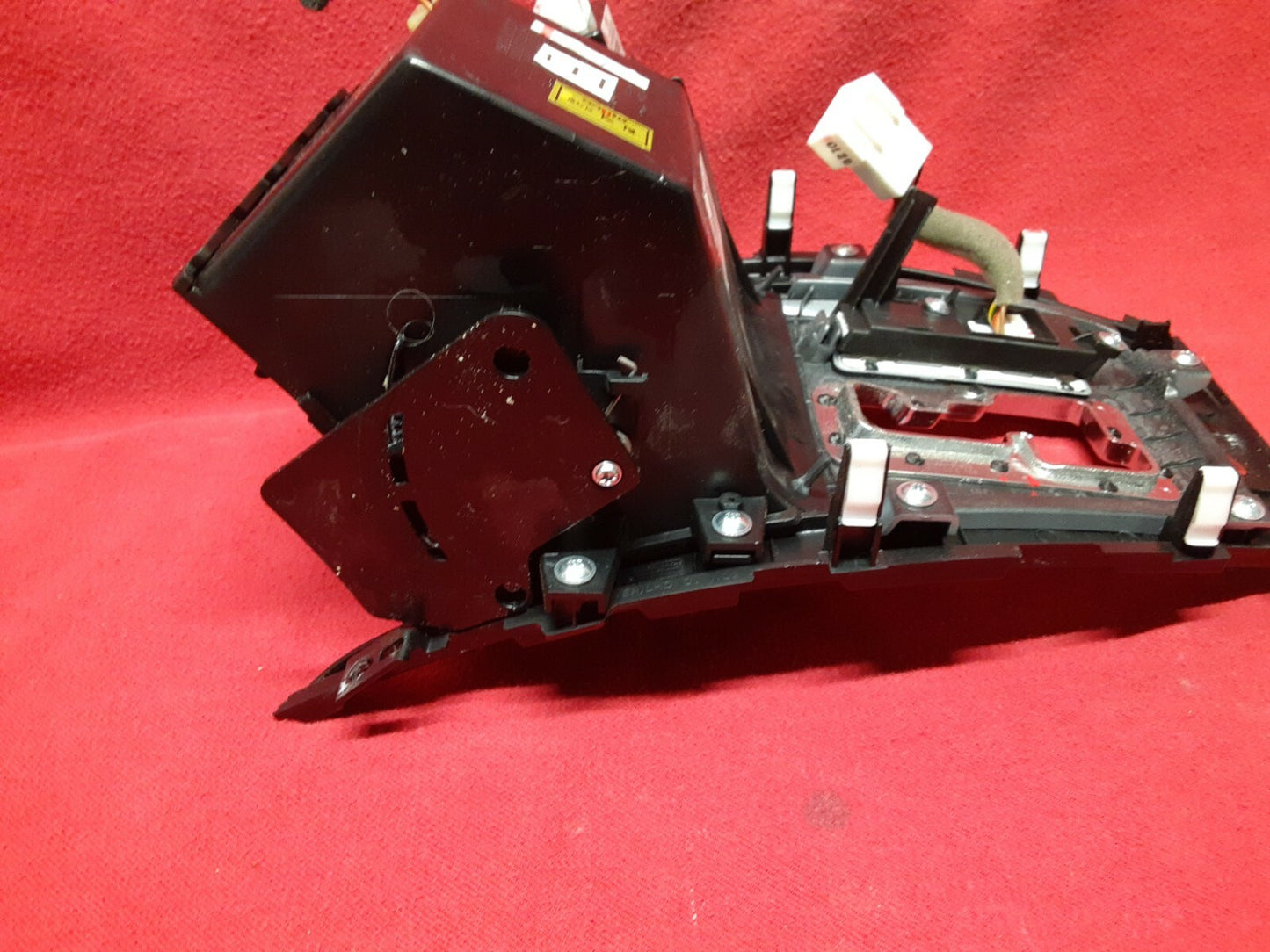 2011 2012 Hyundai Elantra Automatic Transmission Shifter Bezel 12V USB Aux Jack