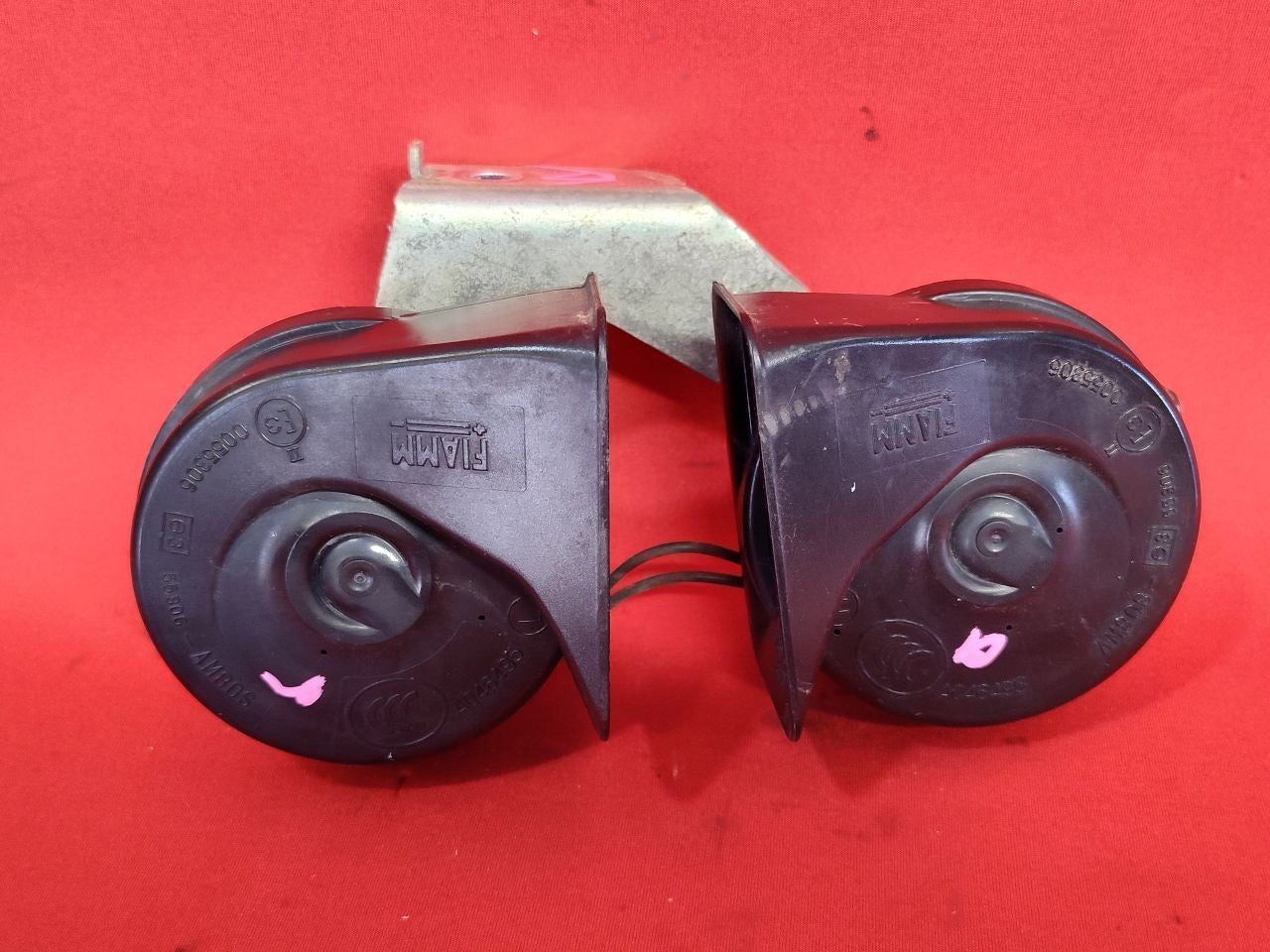 2005-2025 Nissan Pickup / SUV Low Note Electric Horn Set 25620-9BN1A