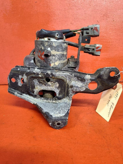 1994 1995 Toyota 4Runner 4WD Auto Trans Anti-Lock Brake ABS Pump Modulator