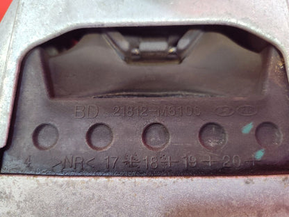 2019-2025 Kia Forte / Soul 2.0L Auto Trans Engine Mount Side Bracket - 68k Miles