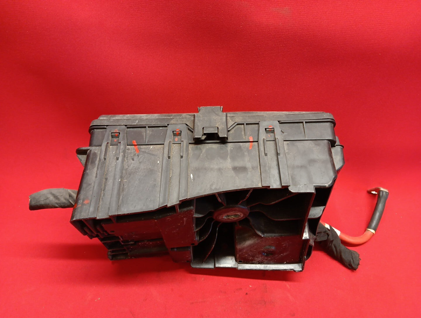 2011-2014 Chevrolet Cruze Front Compartment Fuse Block 95442176