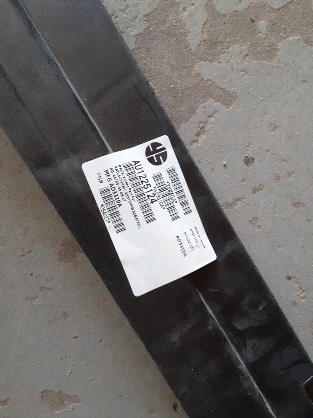 2008-2017 Audi Radiator Support 8K0-805-594-L    LOCAL PICKUP ONLY