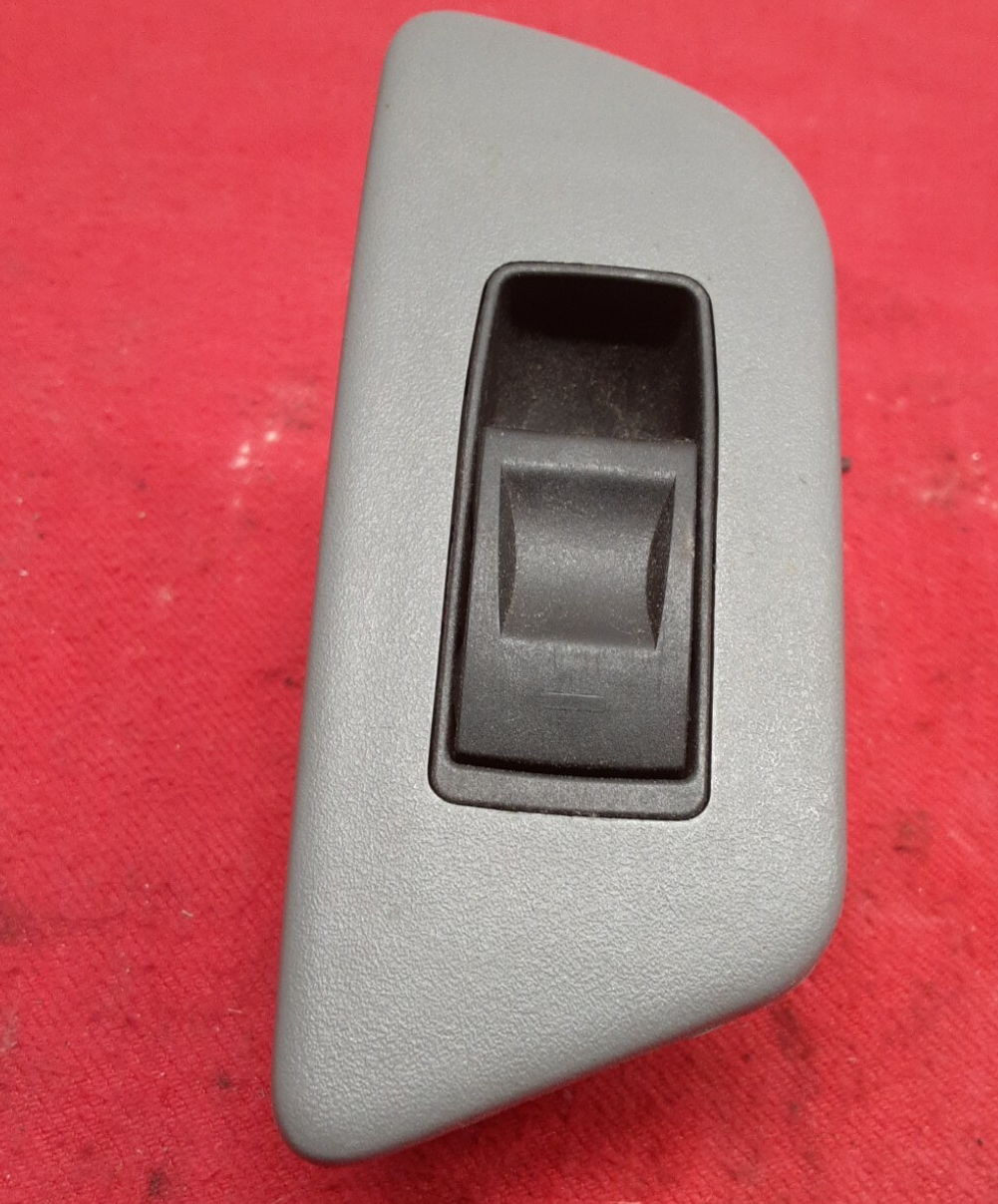 2004 2005 Dodge Durango LEFT DRIVER REAR Window Switch Bezel Slate Gray