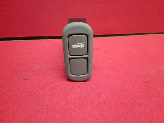 2007 2008 Kia Sorento Trunk Hatch Liftgate Release Button Light Grey 93550-3E010