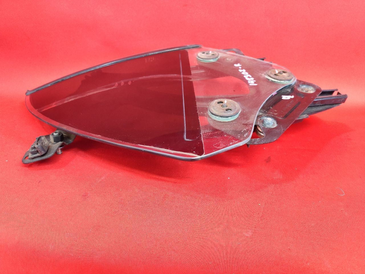 1996-1999 Mitsubishi Eclipse CONVERTIBLE Right Passenger Rear Quarter Vent Glass