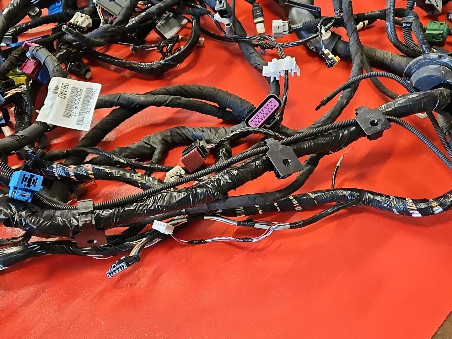 Fiat 500E ELECTRIC ONLY Body Wiring Harness - 68206061AE OEM - Complete no Cuts