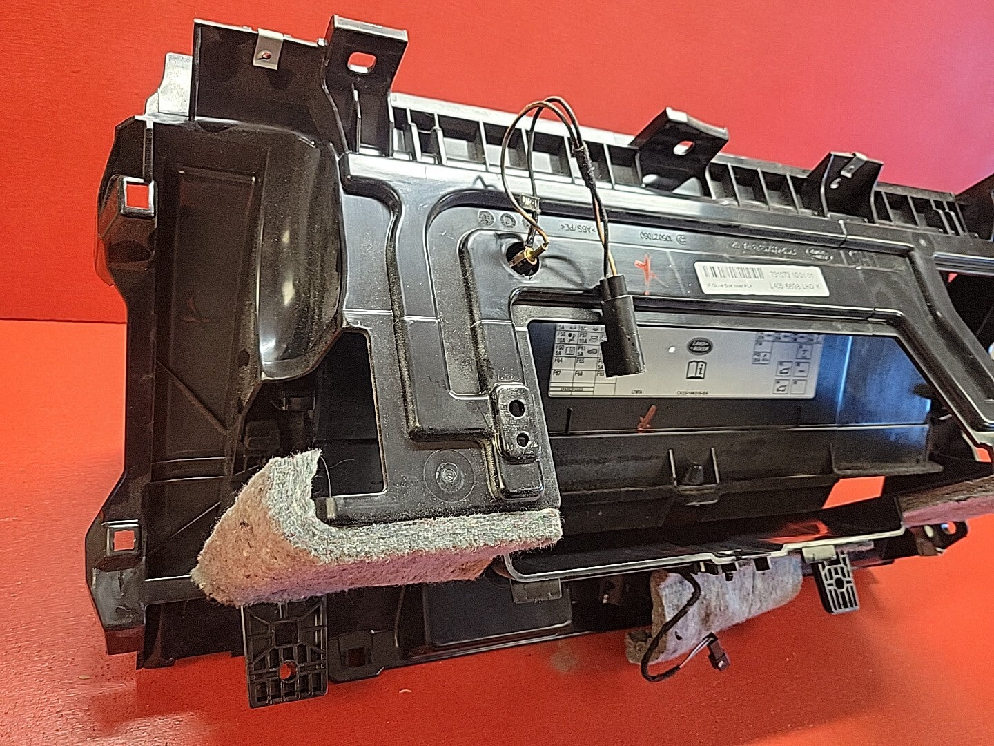 2013 2014 Land Rover Range Rover Glove Box Assembly LR057923