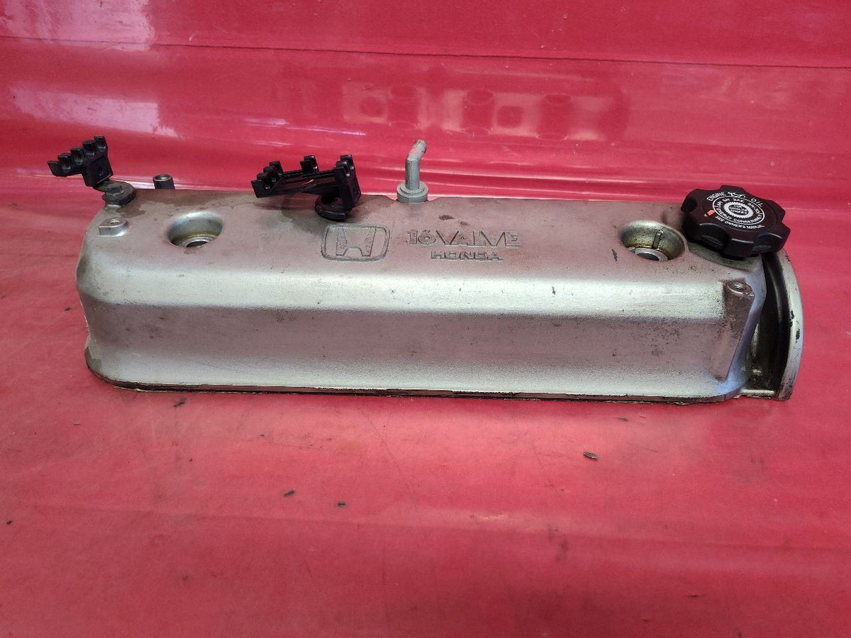 1996 1997 Honda Accord 4-Cylinder Head Valve Rocker Cover 12310-P0J-A01