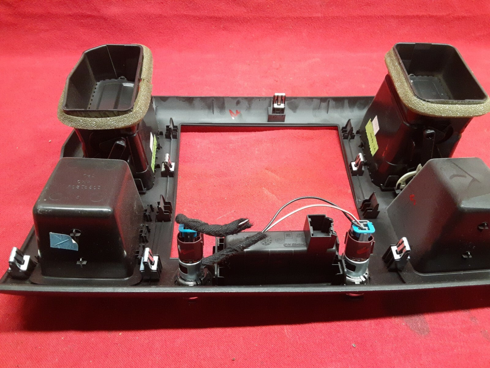 2007 - 2013 Chevrolet Chevy Silverado GMC Sierra Dash Radio 12V Vent Bezel Trim