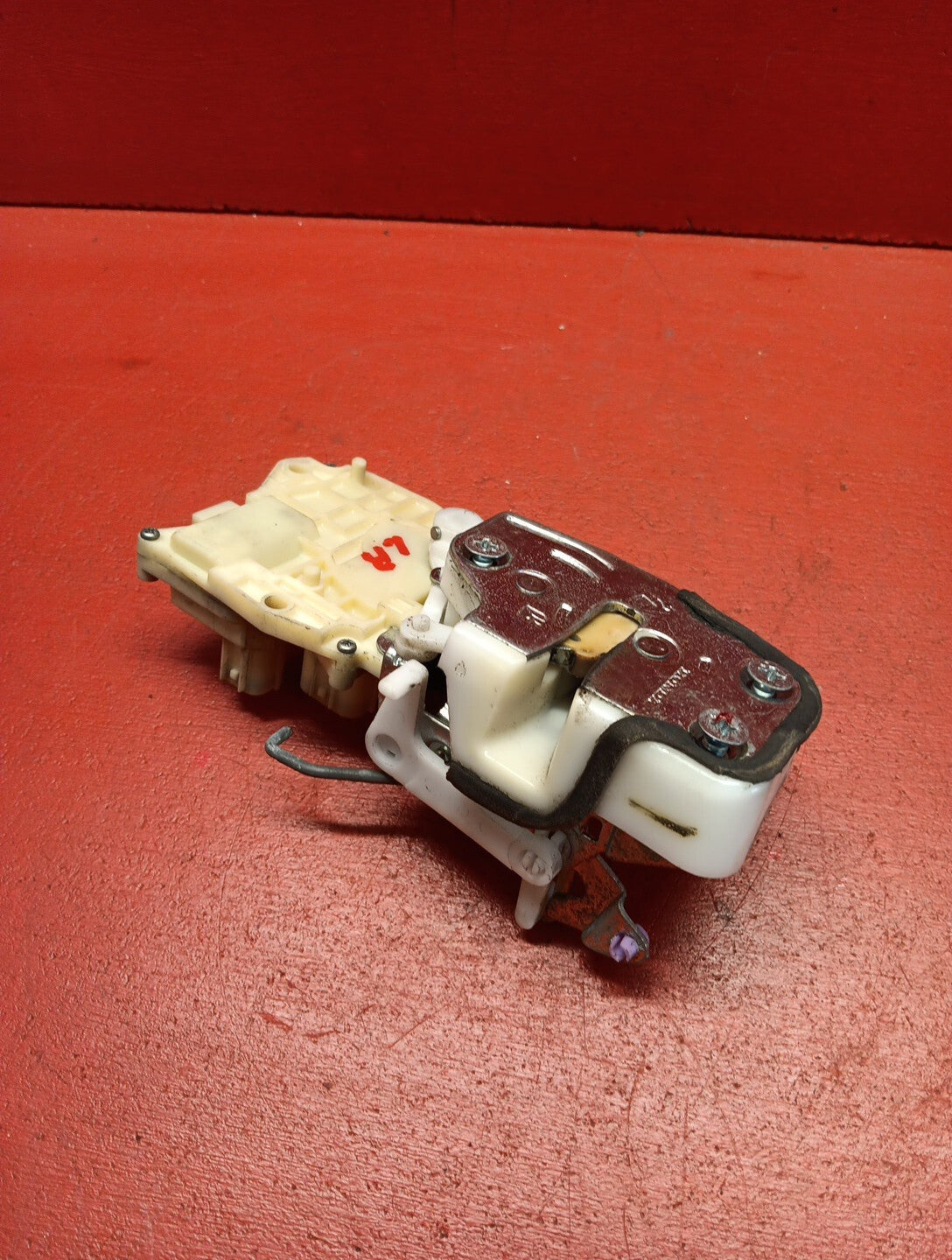 2001-2006 Acura MDX Rear Left Door Latch Lock Assembly 72650-S3V-A01