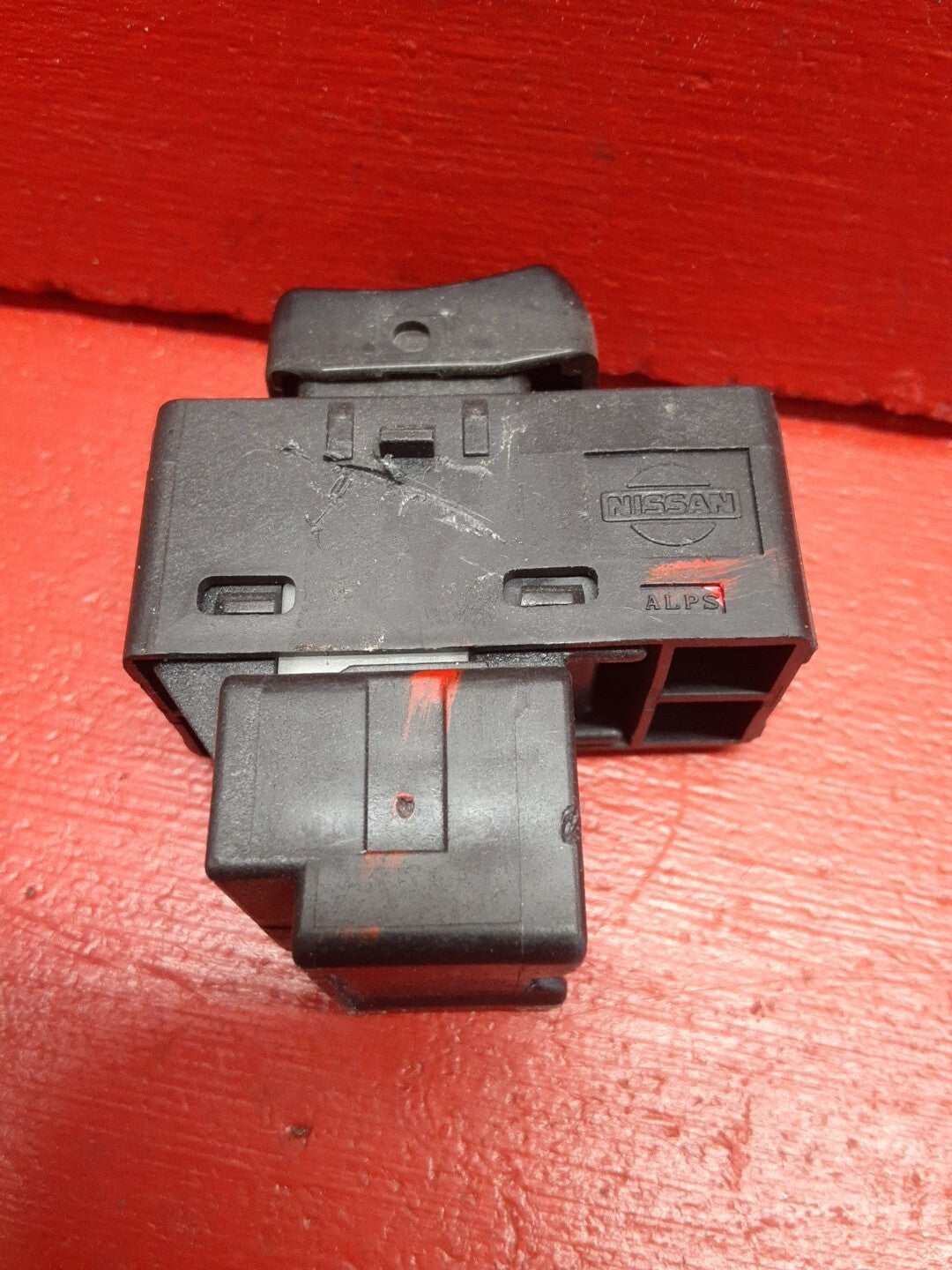 2000 - 2006 Nissan Sentra RIGHT FRONT PASSENGER SIDE Door Lock Switch