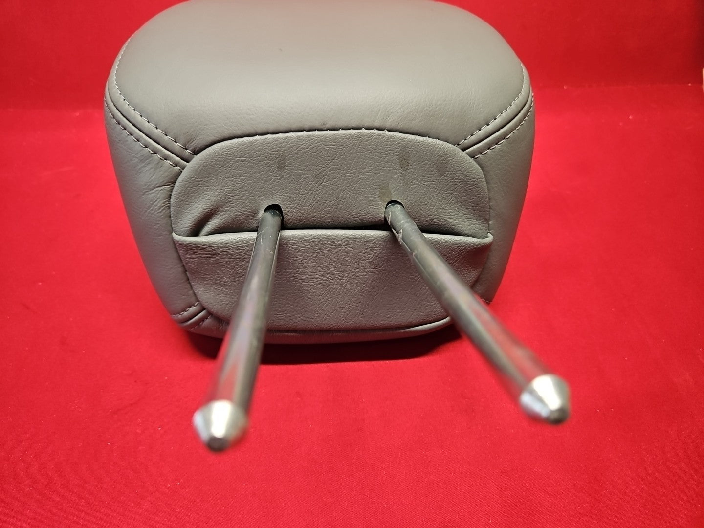 04 05 06 Acura Front Driver Passenger Head Rest Gray Leather QUANTITY: 1
