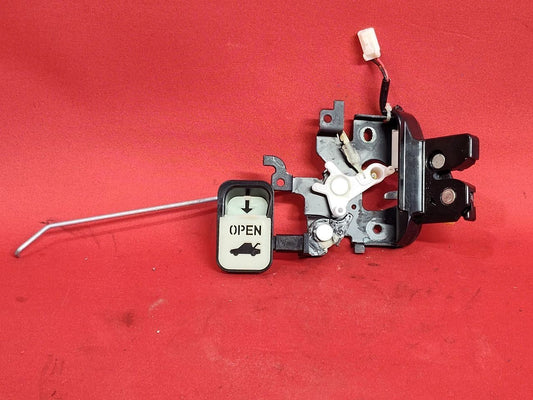 2007-2009 Mazda Mazda3 Sedan Trunk Lid Latch Lock Actuator w/ KEYLESS ENTRY