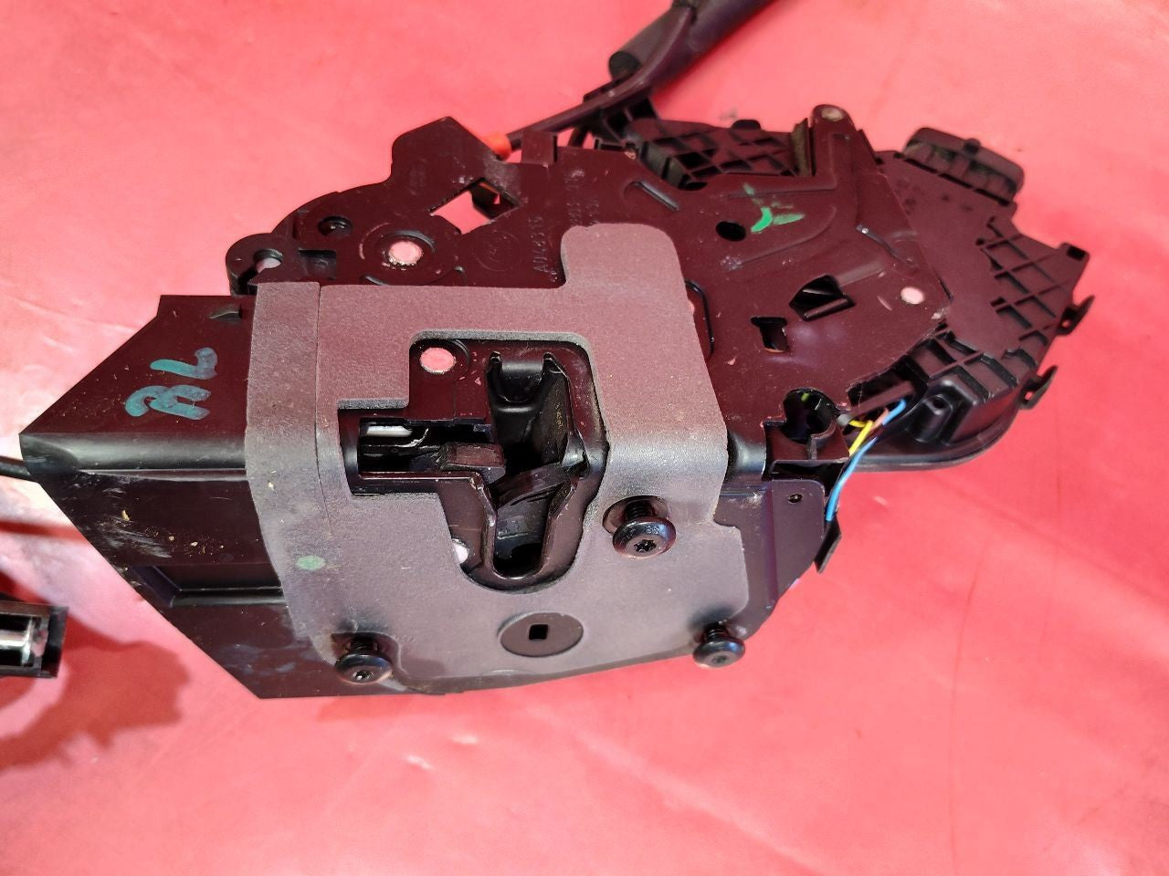 2013-2017 Range Rover REAR LEFT DRIVER Door Latch Lock Actuator SOFT CLOSE