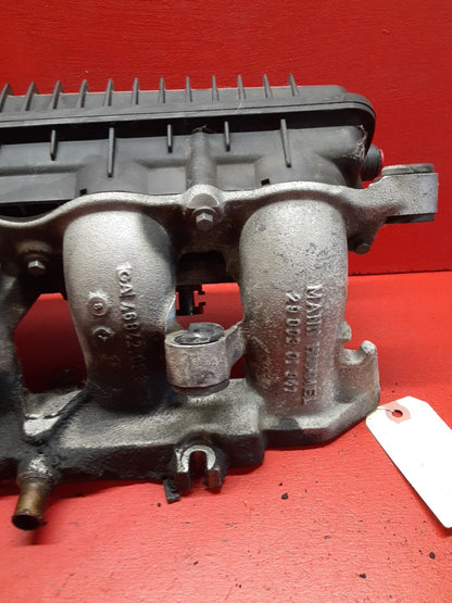 2005 - 2016 Volvo V50 2.5L Intake Manifold W/ Fuel Rail W/ Injectors 31338645