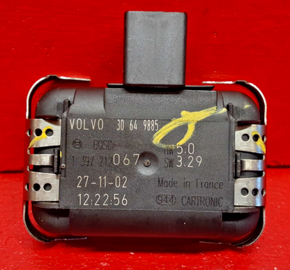 1999 - 2014 Volvo Multi Vehicle RAIN SENSOR 30649885 - See Fitment