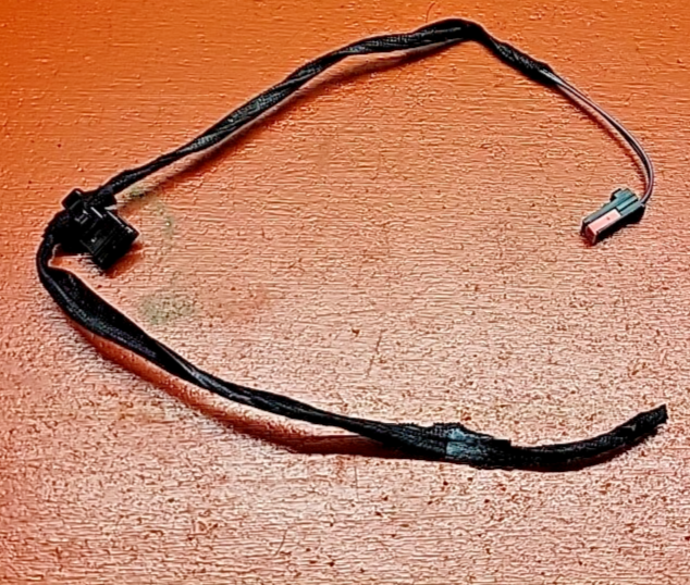 2013 - 2016 Land Rover Range Rover Front Glove Box Assembly Pigtail LR035177