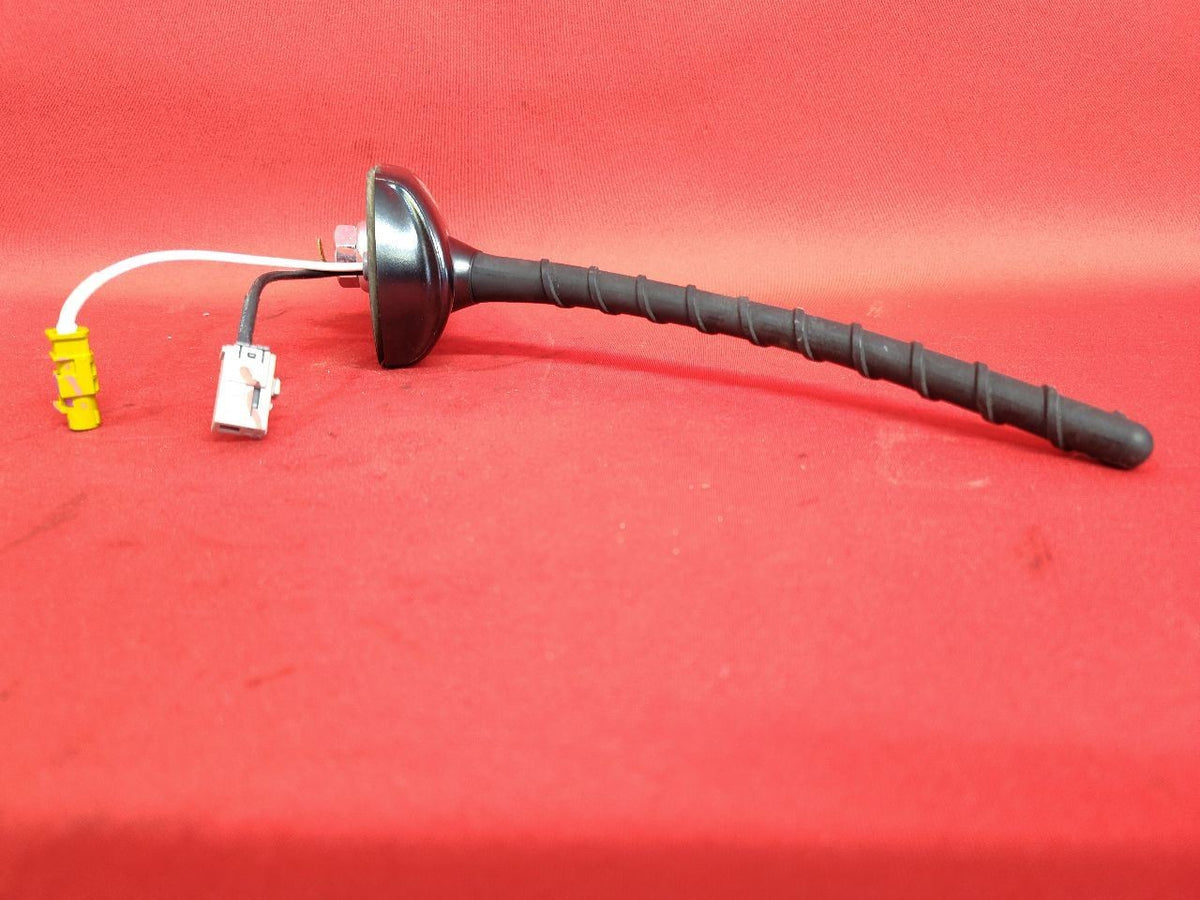 2010-2013 Kia Soul Roof Antenna w/ Mast Bluetooth + Satellite 96250-2K000