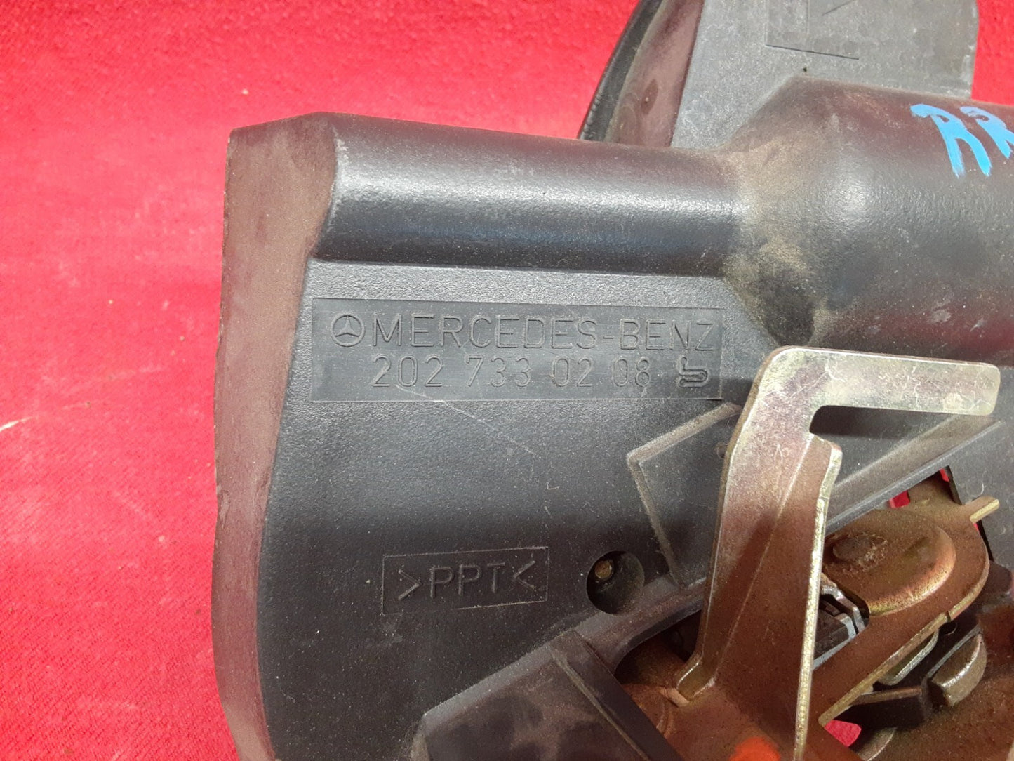 1997 1998 Mercedes C230 C280 RIGHT REAR Door Latch Lock Actuator 202-730-08-35