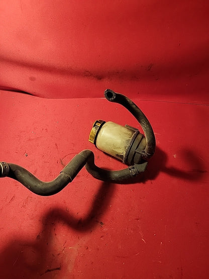 2001-2004 Subaru Outback Power Steering Reservoir Tank W/ Hoses 34630AE031